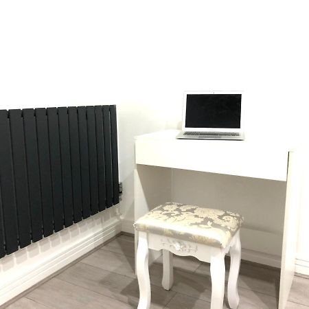 Cozy Stay In Birmingham By The Canal !! 외부 사진